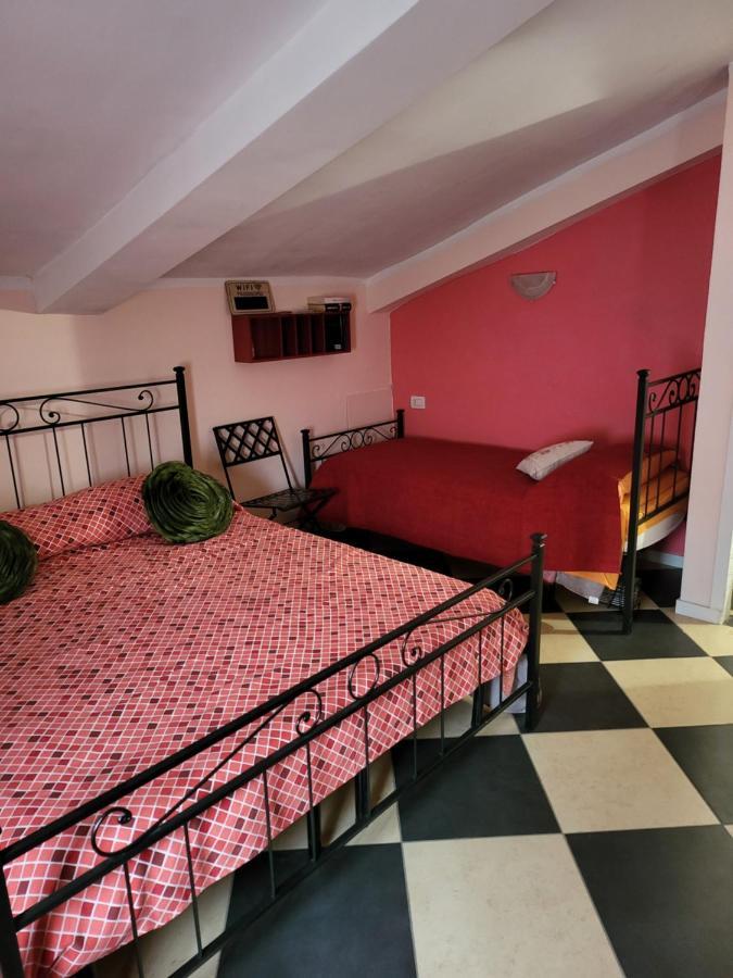 A Casa Di Luca Hotel Mediglia Luaran gambar