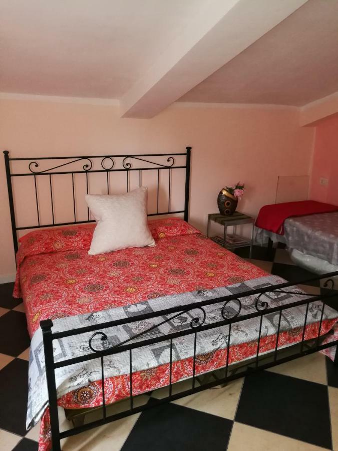 A Casa Di Luca Hotel Mediglia Luaran gambar