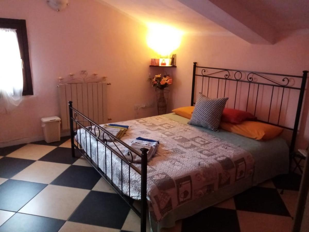 A Casa Di Luca Hotel Mediglia Luaran gambar